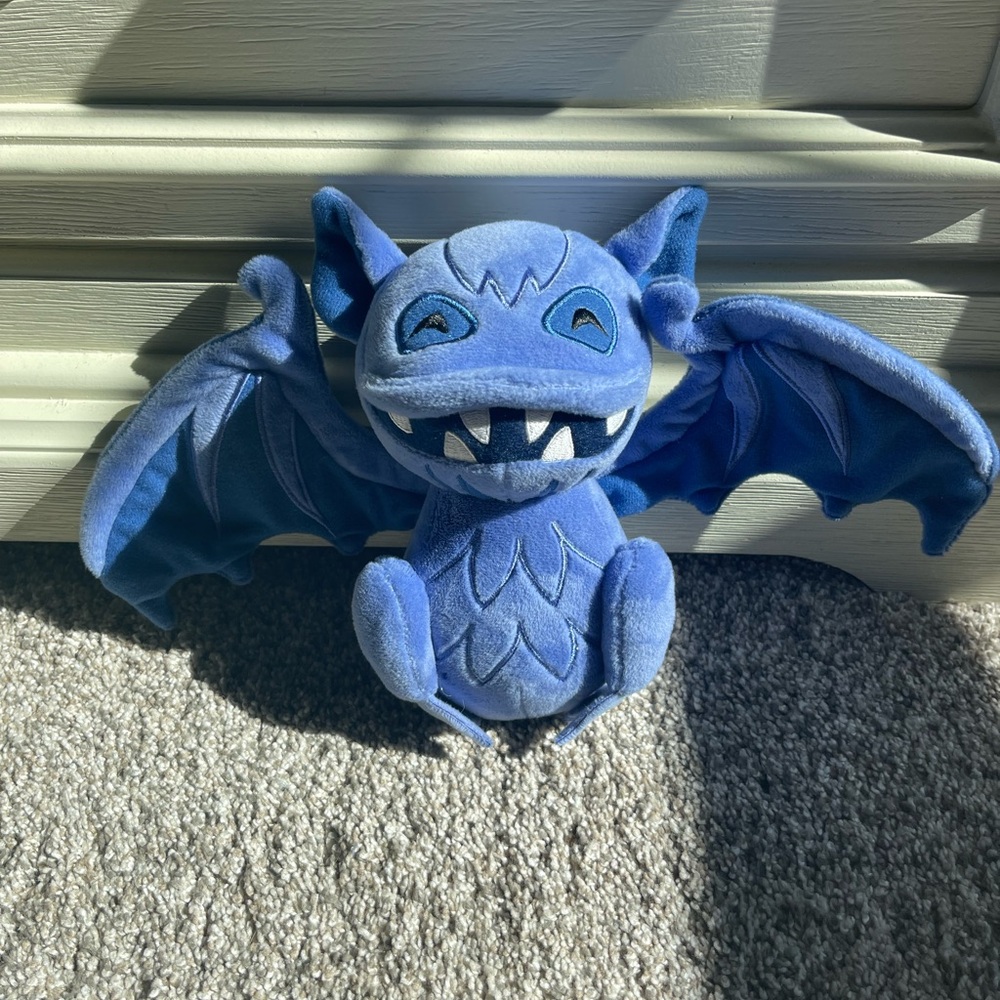 Rare Disney hunted mansion purple bat